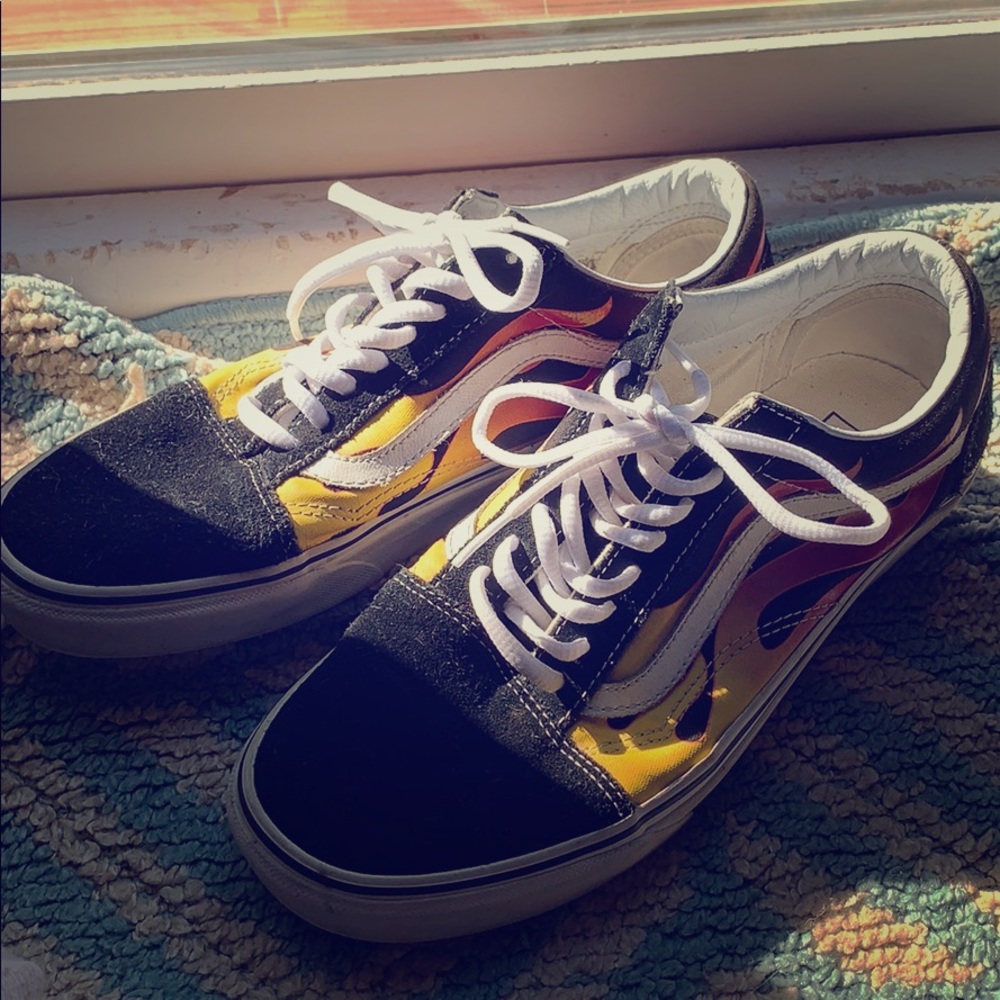 Flame Vans with brand new white laces